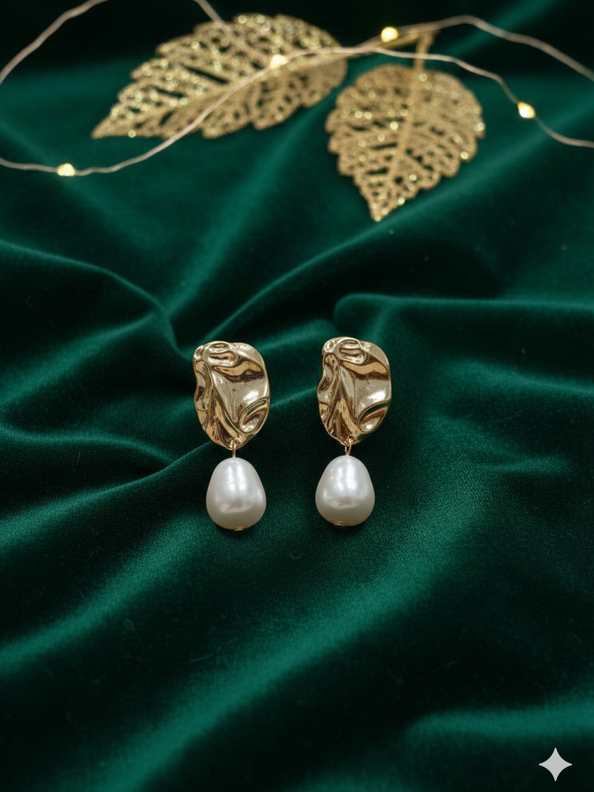Cove Premium Anti-Tarnish Golden Stainless-Steel Earrings close-up design detail
