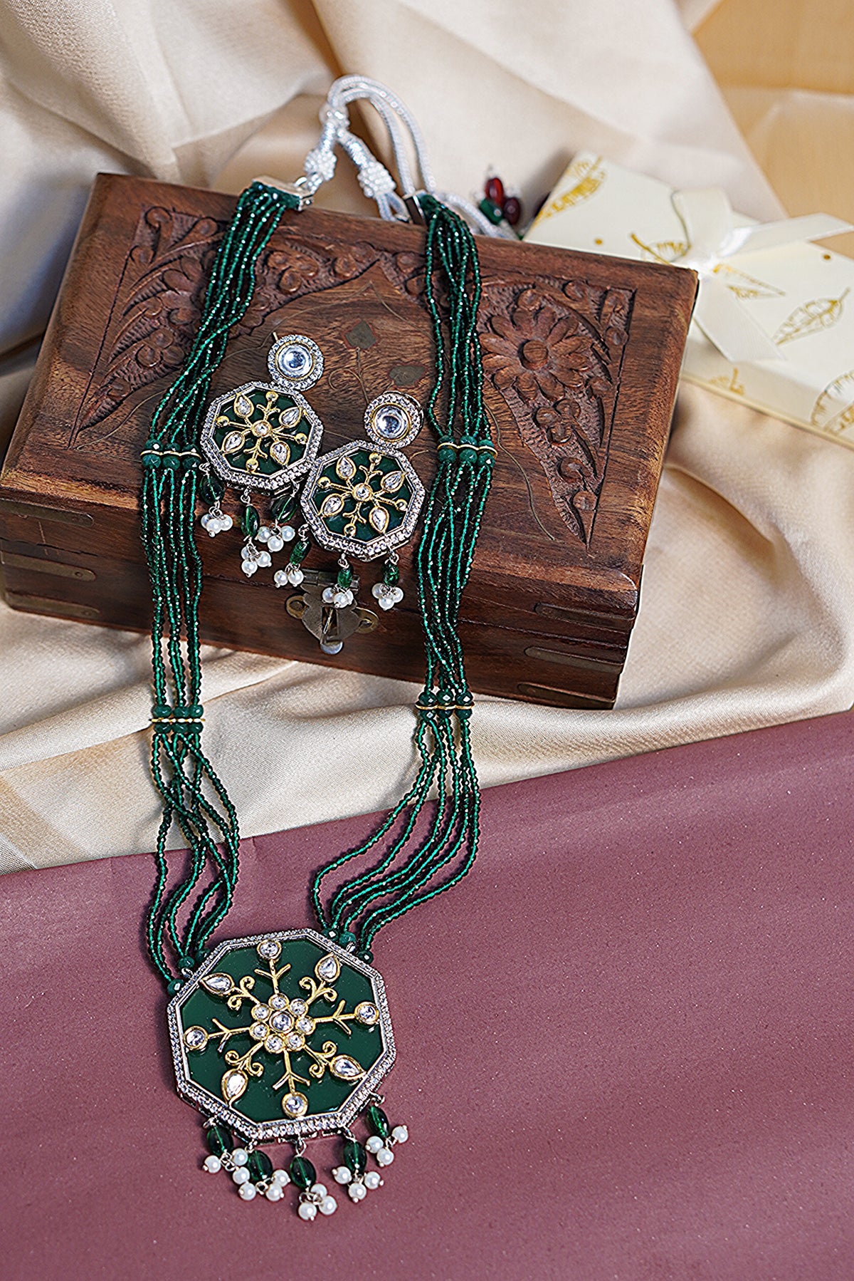 Rajvanshi necklace set for Traditional and Festive Indian Look - Kundan Necklace Set
